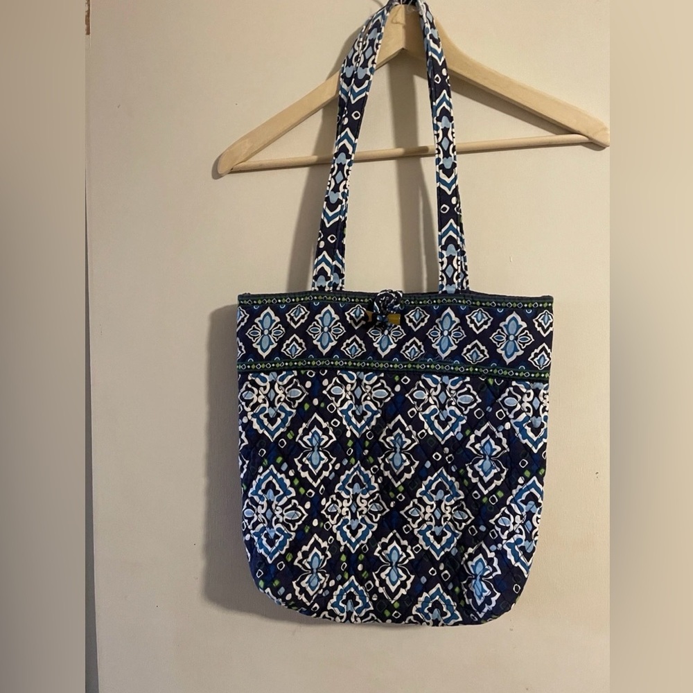 Vera‎ Bradley Navy and Light Blue Tote